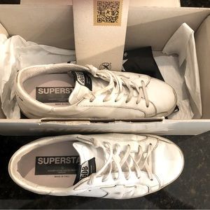 GOLDEN GOOSE SNEAKERS in GREAT pre-owned condition! Size 8 (38)